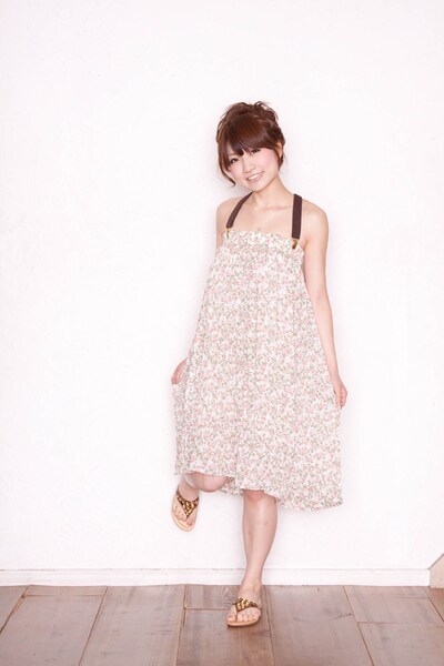 フジテレビ系「あいのり」への出演をきっかけに人気者となった桃。Ameba有名人・芸能人ブログのアクセスランキングでは多くの有名人たちを抑えて常に上位に君臨している。