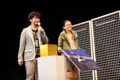ファンミーティングに出席した中村正人（写真左）と吉田美和（写真右）。