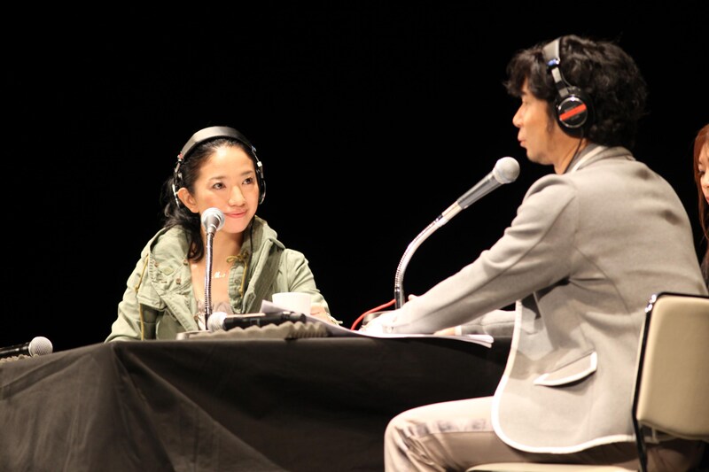 「中村正人の夜は庭イヂリ」公開収録の様子。