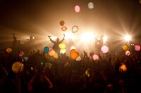 写真は「EGO-WRAPPIN' AND THE GOSSIP OF JAXX“デッドヒートツアー”」追加公演の様子。