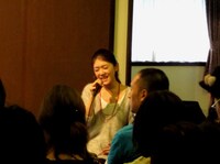 Dewの清水悠（Vo）。