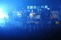 写真は昨日のSHIBUYA-AX公演の模様。