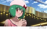 写真はビデオクリップ集「娘クリ」より。インタビューを受けるランカ・リー。