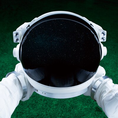 「COSMONAUT」ジャケット写真。