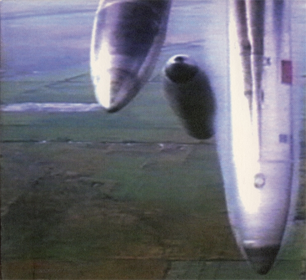 写真は2002年に発表されたGODSPEED YOU! BLACK EMPERORのアルバム「Yanqui U.X.O.」のジャケット。なお東京に続く次回の「I'll Be Your Mirror」はアーティストがキュレートする形で2011年夏にイギリスで開催が予定されている。