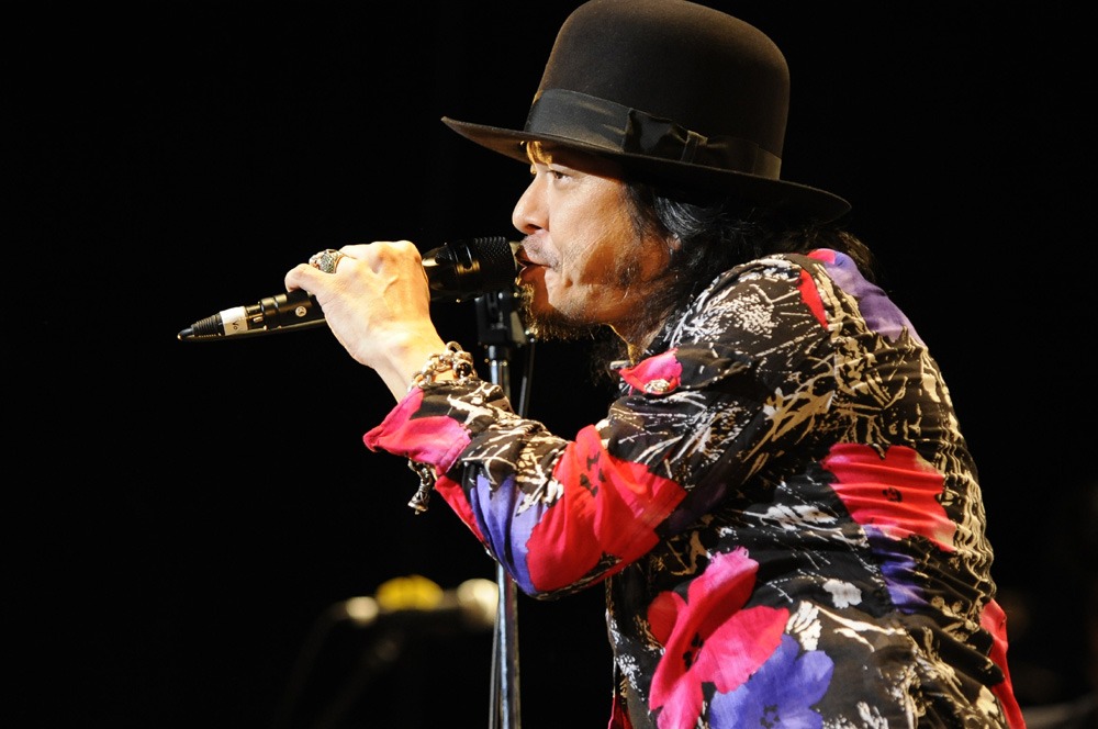 SION（撮影：釘野孝宏）