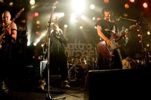 MO'SOME TONEBENDER（撮影：YUKARI MORISHITA）