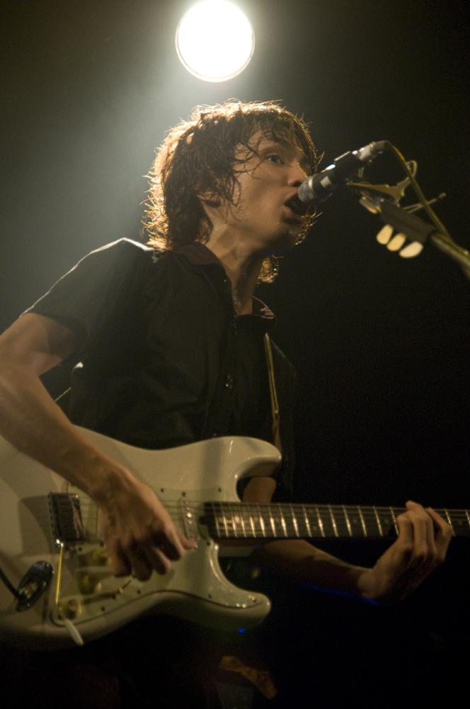 UNISON SQUARE GARDENのボーカル斎藤宏介（撮影：YUKARI MORISHITA）