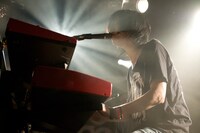 ストレイテナー・ホリエアツシ（Vo, G, Key）（撮影：YUKARI MORISHITA）