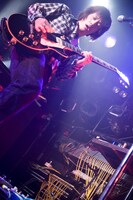 GRAPEVINE・西川弘剛（G）（撮影：YUKARI MORISHITA）