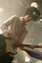 GRAPEVINE・田中和将（Vo, G）（撮影：YUKARI MORISHITA）