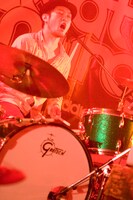 GRAPEVINE・亀井亨（Dr）（撮影：YUKARI MORISHITA）