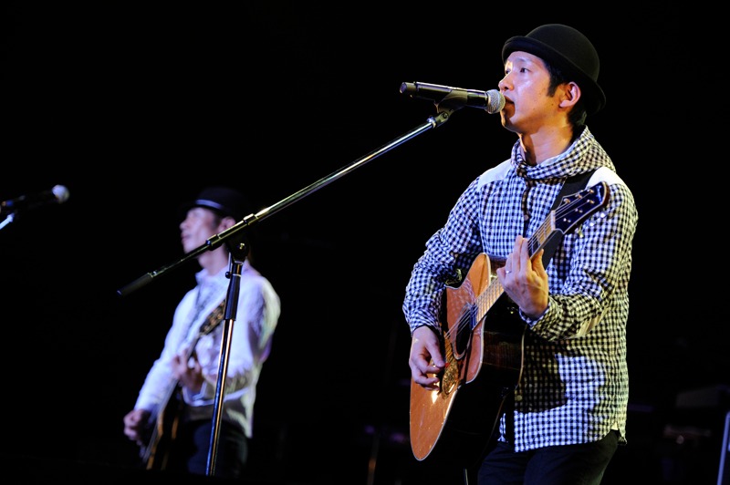 SHIGE（写真左）＆源学（右）（撮影：釘野孝宏）