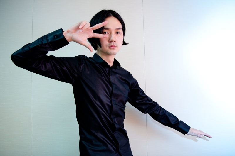 ナタリーPower Pushではagraphの2ndアルバム「equal」の発売記念インタビューとあわせ、牛尾憲輔のオタクとしての側面にスポットを当てたインタビューも掲載中。