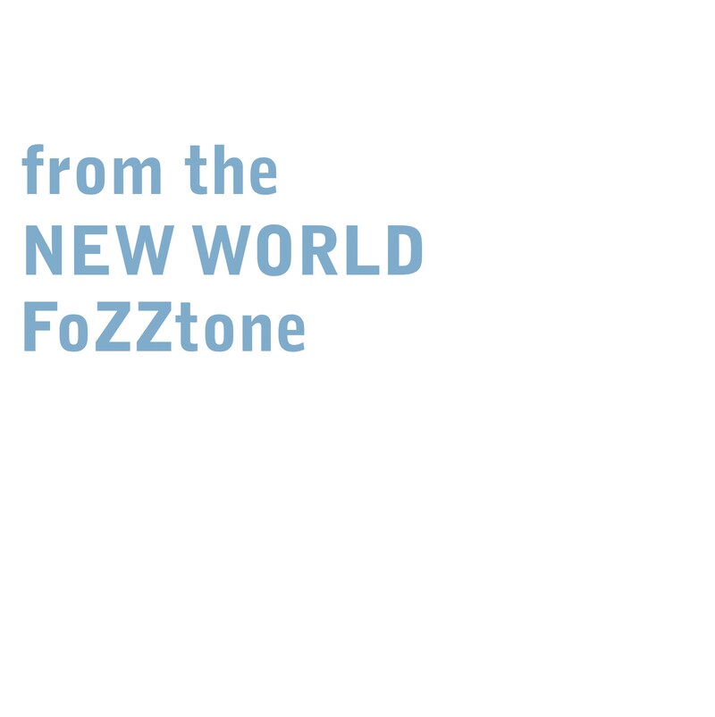 写真はオーダーメイドアルバム「from the NEW WORLD」のジャケット。