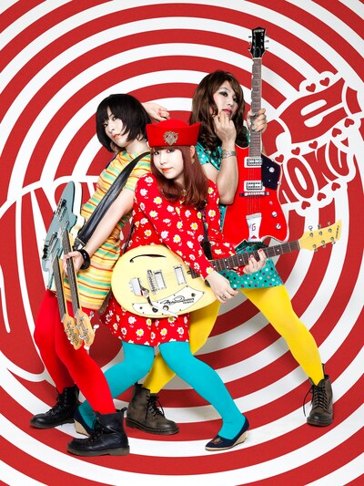 写真は当日オープニングアクトを務めた住所不定無職。