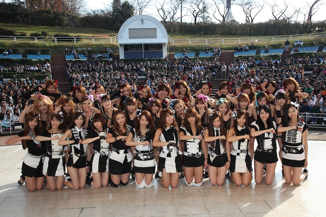 SDN48のメンバー36人全員が揃ったオープンシアターEASTのステージ。