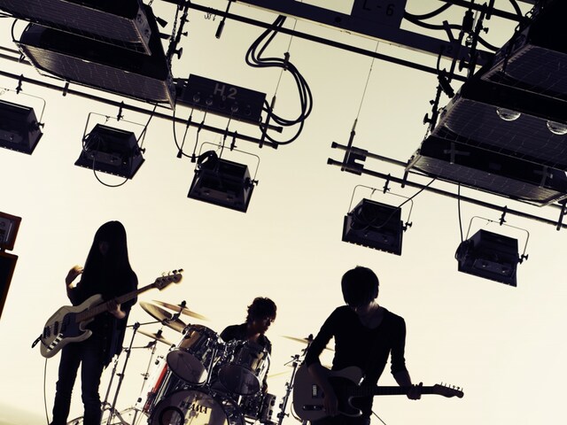 写真は凛として時雨。ナタリーでは本日のライブレポートを後日掲載予定。