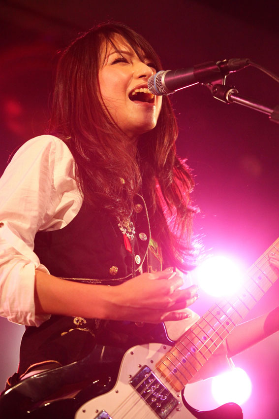 HARUNA（写真：KAZUKI WATANABE）