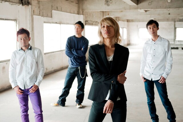 新作リリースの発表にあわせてアーティスト写真も一新。