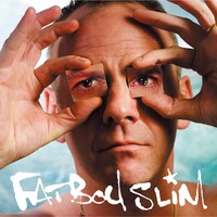 今年のメインアクト、FATBOY SLIM。