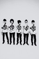 5人体制でのアーティスト写真も公開。