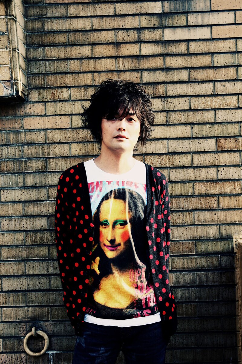 山中さわお(the pillows/写真)をはじめ、「ロックの学園」にゆかりの深いゲストが多数出演する。