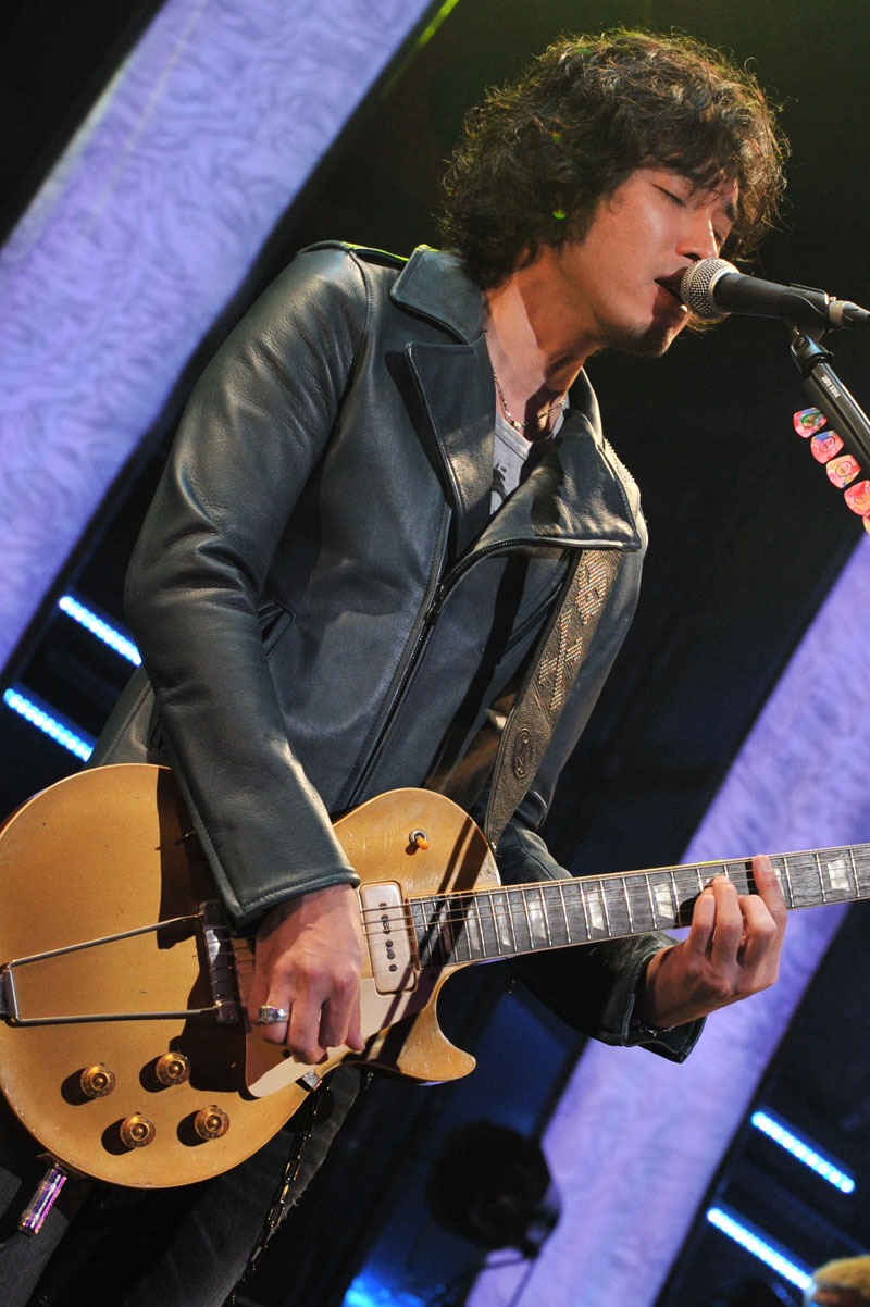 斉藤和義 (c) RecoChoku Co.,Ltd.