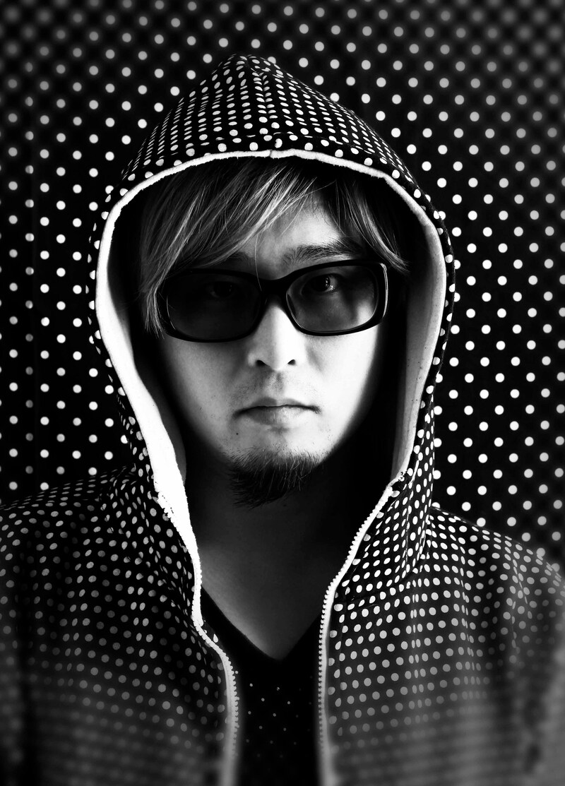 今年はacco（チャットモンチー）、TA-1（Riddim Saunter）とファッションブランド「STINGRAY」を立ち上げたことでも話題を呼んだ橋本塁。