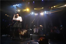 「BONNIE PINK TOUR 2010 "Dear Diary"」東京公演の模様。（Photo by 河本悠貴）