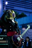 涼平はこの日の衣装について「（頭に）帽子乗っけたの5年ぶりぐらいです」とコメント。