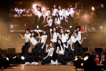 写真は過去の「SMTOWN LIVE」での少女時代のステージ。