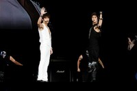 写真は過去の「SMTOWN LIVE」での東方神起のステージ。