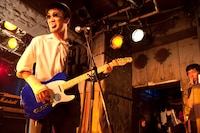 mono（撮影：森リョータ）。