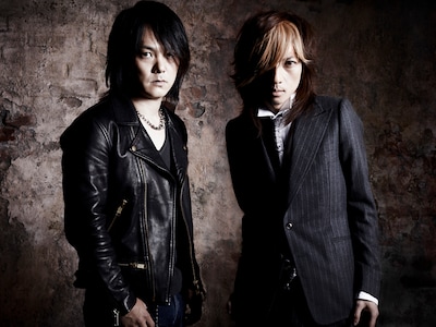 2月9日には、後輩アーティストたちによるトリビュートアルバム「FUCK THE BORDER LINE」の発売も決定している黒夢。