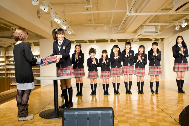 「夢に向かって / Hello! IVY」発売記念スペシャルイベントの様子。