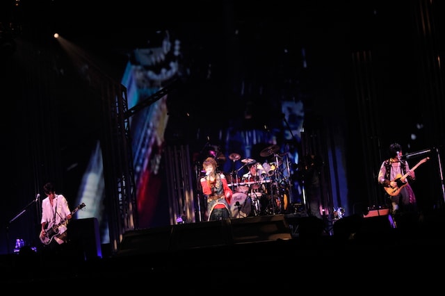 マオはMCで客席に向け「今日の出来事をシドの一員として覚えておいてください」と挨拶。ファンと感動を分かち合った。