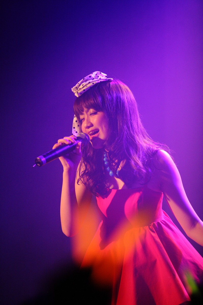 なっちゅりーにの熱気あふれる応援に後押しされ、全力のパフォーマンスを披露したなちゃーん（photo: Mizushima Masaru）。