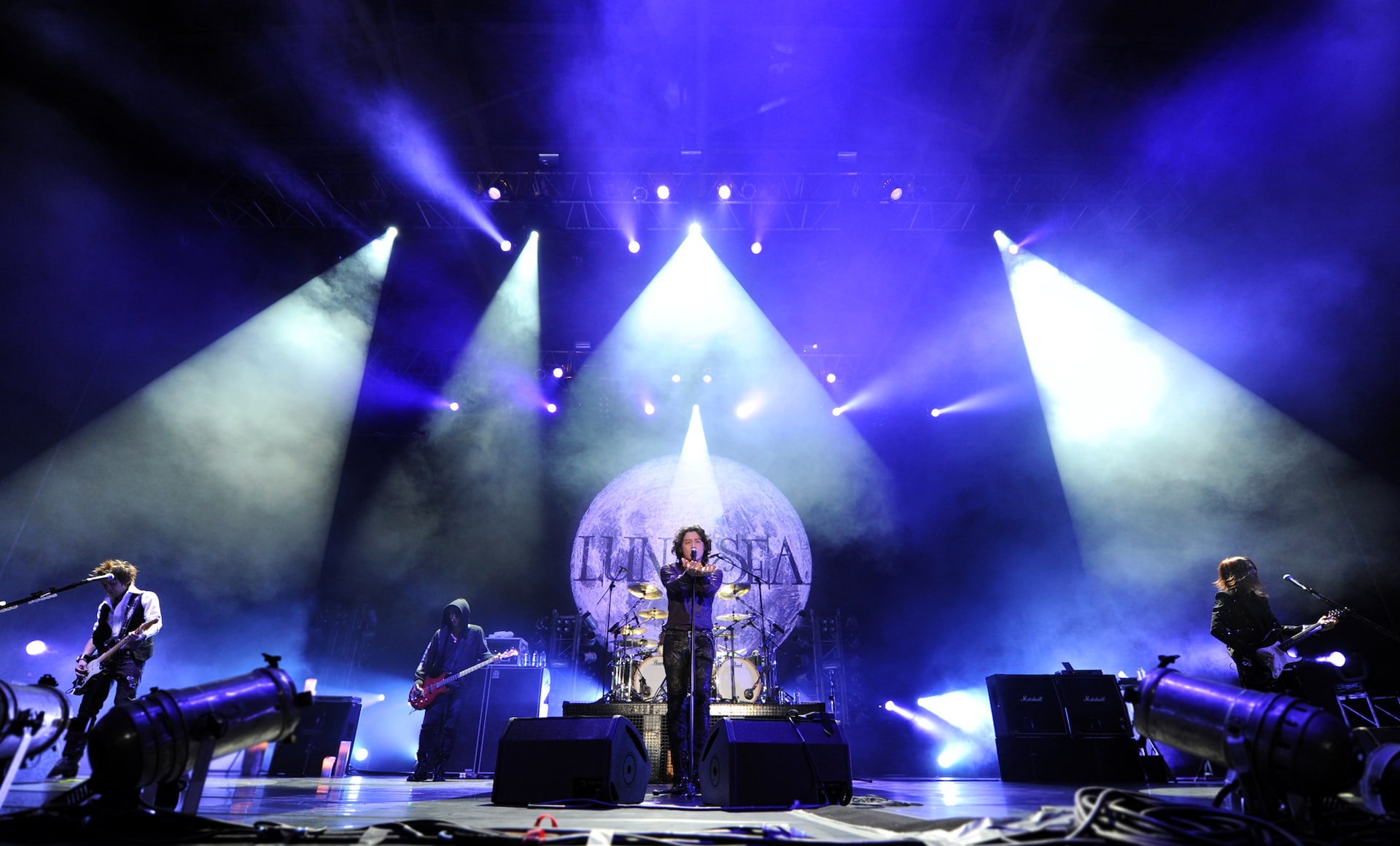LUNA SEAワールドツアー台湾公演で6000人が熱狂 - 音楽ナタリー