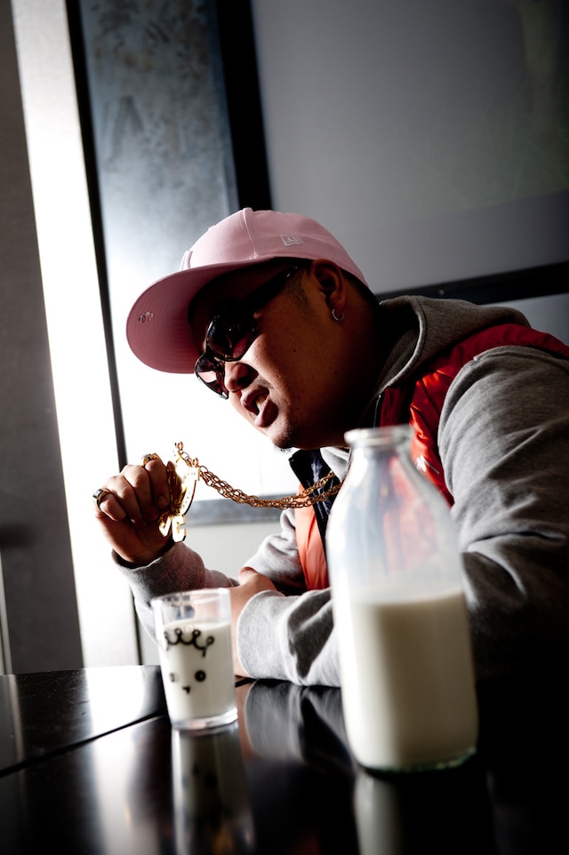 ラッパーとしてのポリシーを熱弁するShibori。