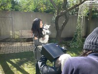 写真は「愛と星」ビデオクリップ撮影中の様子。