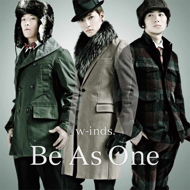 写真はニューシングル「Be As One / Let's get it on」初回限定盤Aジャケット。