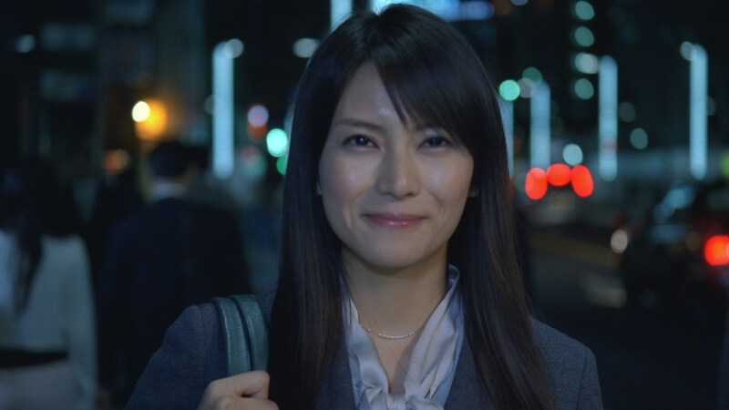 柴咲コウはインテリアコーディネーターへの転身を夢見るOLを演じる。