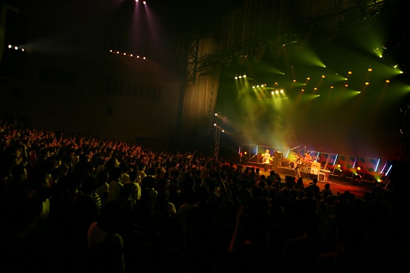 「サンタが中野にキスをした」の模様。