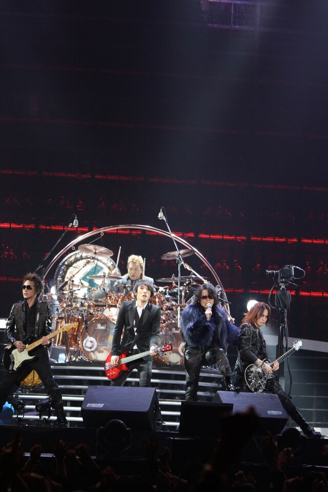 写真は12月23日の東京ドーム公演の様子。