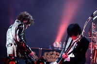 INORAN（写真左）、J（右）