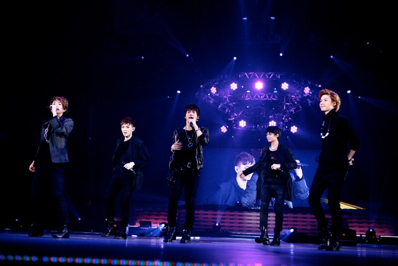 韓国ではドラマやバラエティ番組にも出演するなど国民的な人気を誇るSHINee。