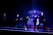 「SHINee THE 1ST CONCERT IN TOKYO "SHINee WORLD"」の様子。