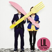 1stシングル「Watching you feat. WISE」のジャケット。