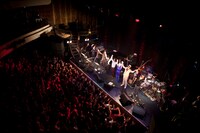 写真は「Midnight Dejavu」東京キネマ倶楽部公演の模様。